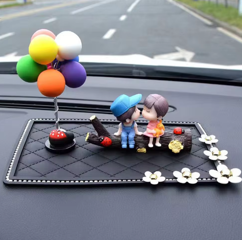 Zavinox™ Car Charm Couple Set