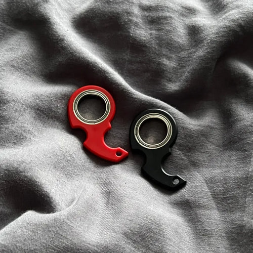Zavinox™ Ninja Spinner Keychain